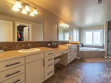 12272 W Oneida St — Photo 22