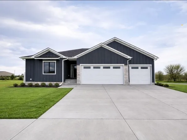 4274 56th Ave, Columbus, NE 68601