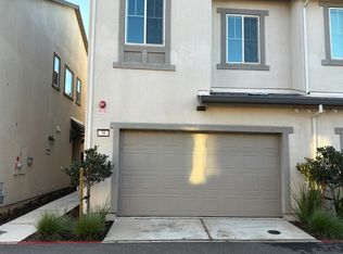 38 Fern Ln, Pittsburg, CA 94565