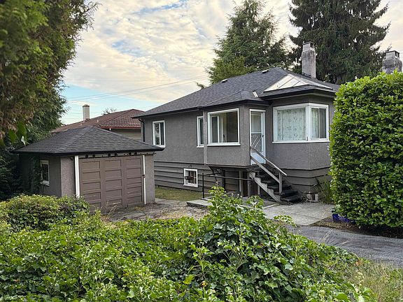 5th image of 7606 Angus Dr