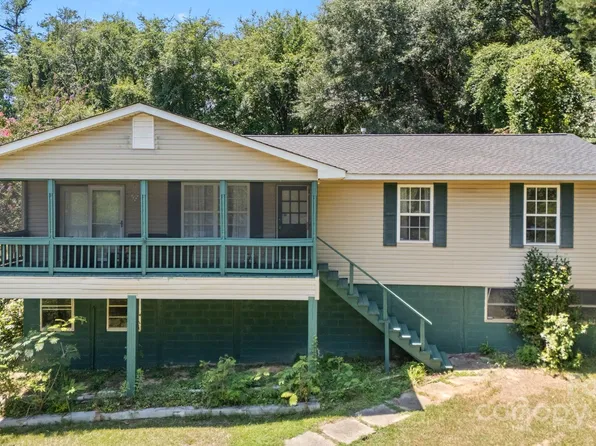 3013 Birchfield Ln, Gastonia, NC 28056