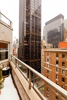 Sold by Pergolotti Realty | media 3