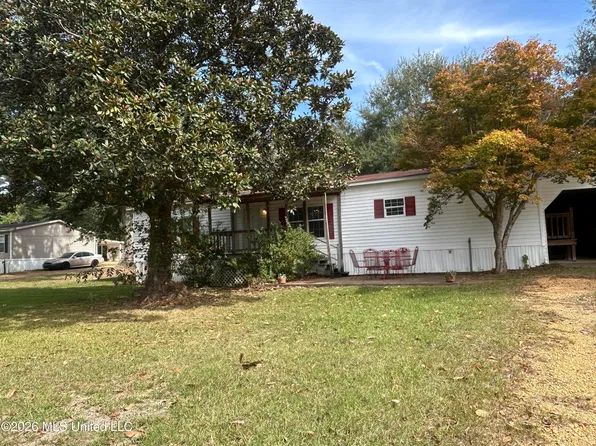 1022 Eastover Ln, McComb, MS 39648