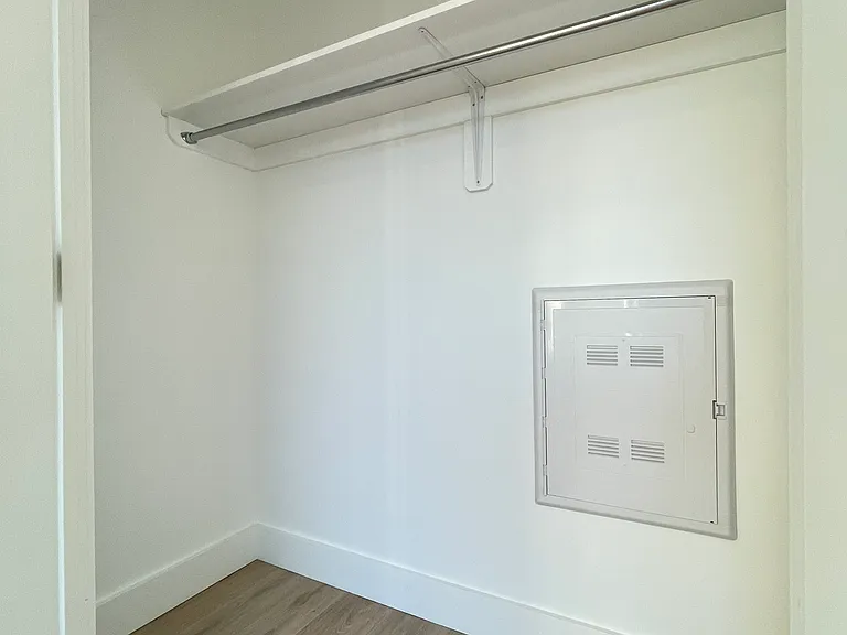 129 McDonald Ave #3C — Photo 7