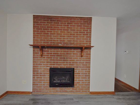 5th image of 607 Nisbett St