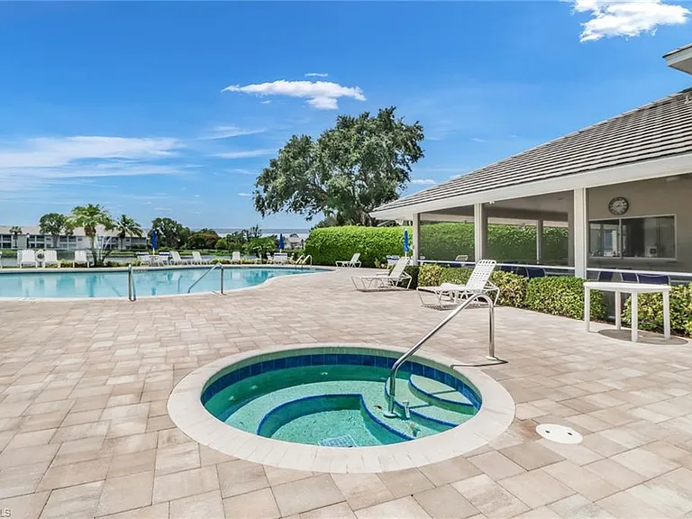 13131 Castle Harbour Dr #M3 — Photo 25