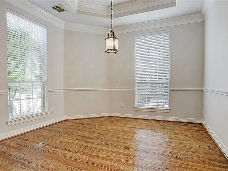 2822 Briarhurst Park — Photo 16