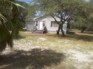 1858 W Rhodes Ave, Aransas Pass, TX 78336