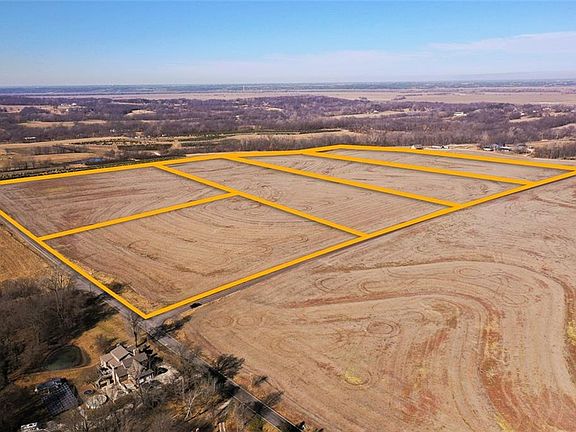 3rd image of Bogart Rd