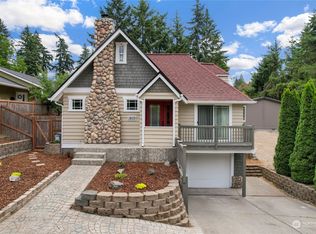 1810 Marlow Ave, Bremerton, WA 98310