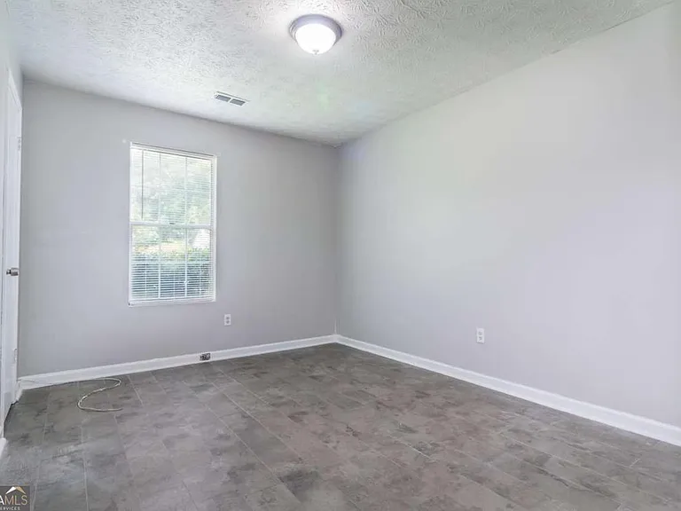 5437 Glen Haven Dr — Photo 9