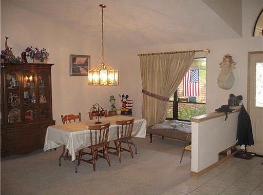 4th image of 2912 Country Woods Ln