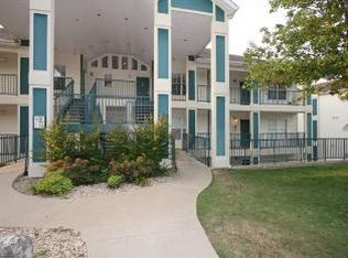 500 Spring Creek Ct, Branson, MO 65616