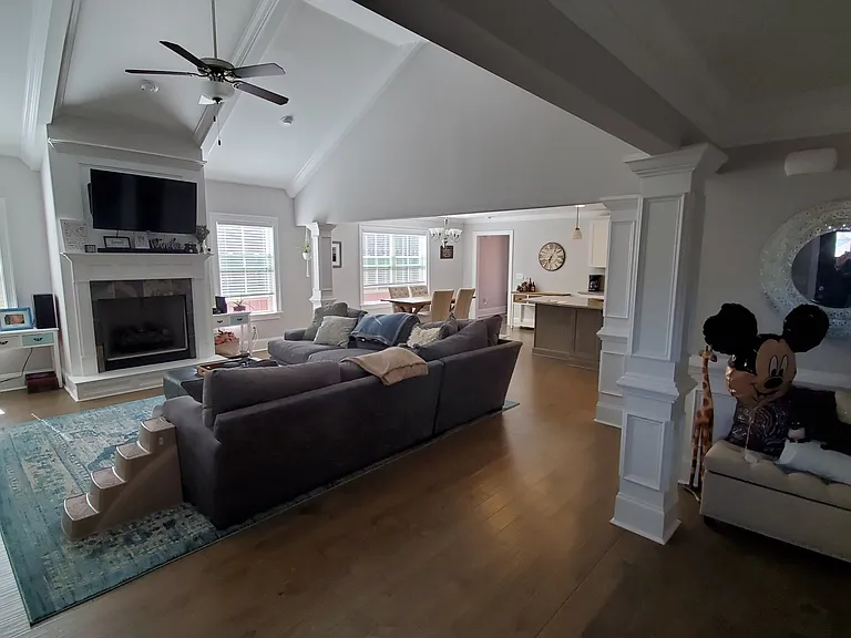 1015 Allison Dr — Photo 10