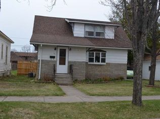 15 E Spirit Ave, Tomahawk, WI 54487