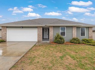 2469 W Brook Ridge Street, Springfield, MO 65803