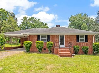 402 Hocutt Rd, Durham, NC 27703