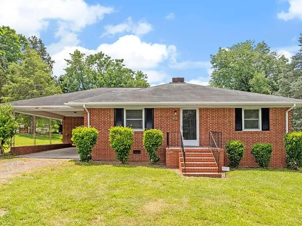 402 Hocutt Rd, Durham, NC 27703