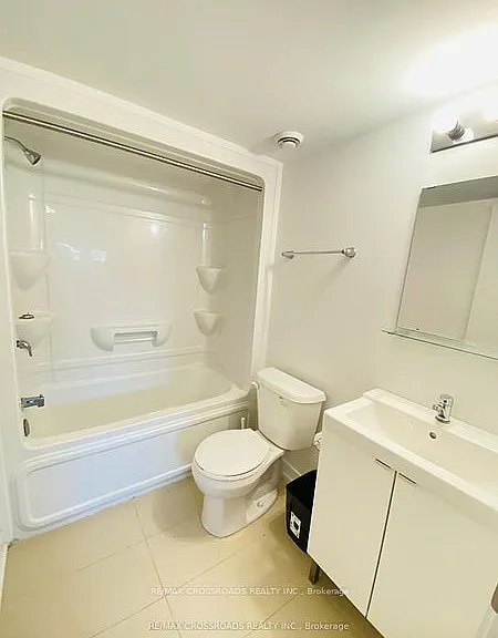 1720 Simcoe St N #15 — Photo 12