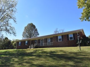 211 Elm St, Carthage, TN 37030