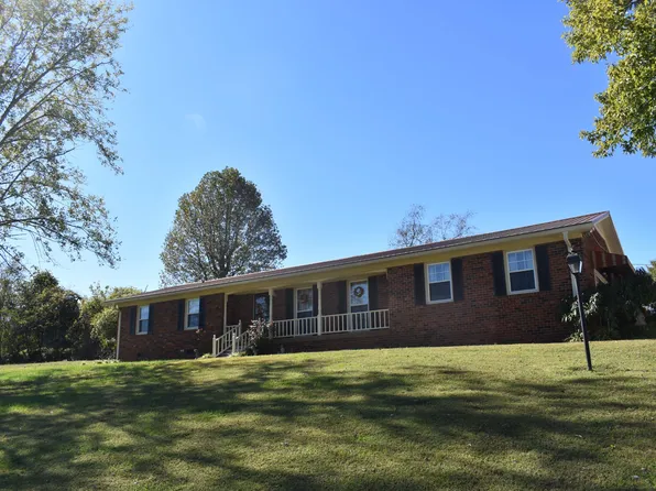 211 Elm St, Carthage, TN 37030