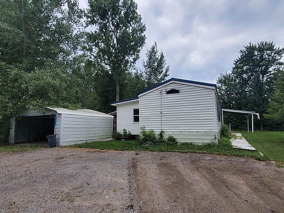 4th image of 2685 W Howard Rd