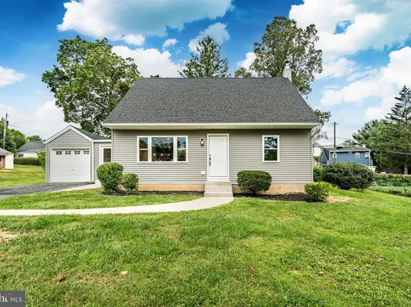207 Seal Ln, West Chester, PA 19380