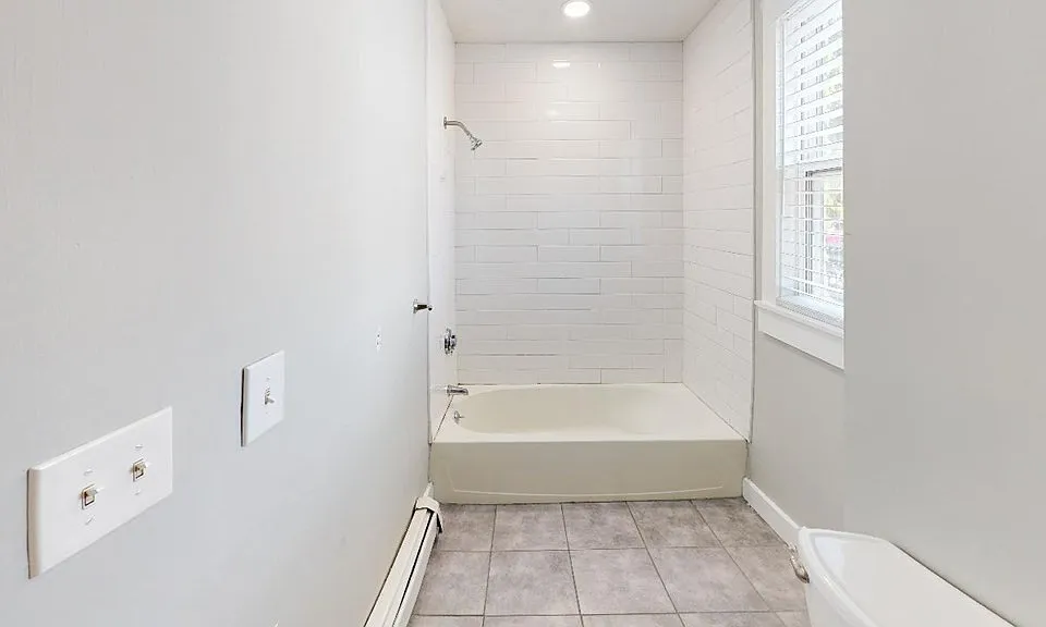 157 Webster Ave #2