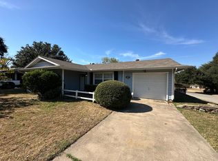 237 Arthur Dr, Hurst, TX 76053