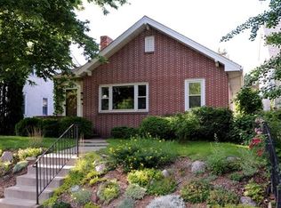 2706 E Minnehaha Pkwy, Minneapolis, MN 55406