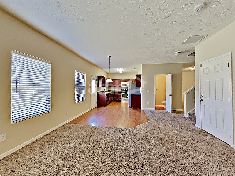 369 Owl Dr — Photo 7