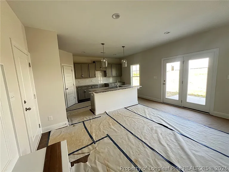229 Brickendon Ln #324 — Photo 2