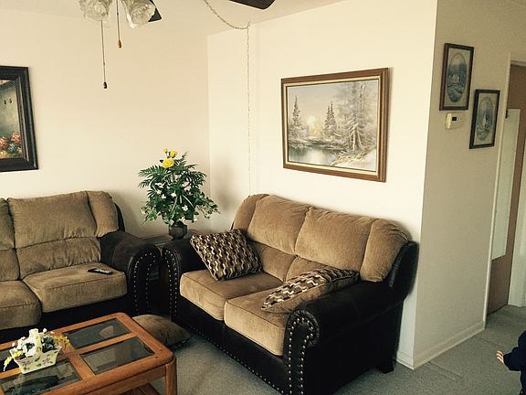 2nd image of 1900 58th Ave N APT 19
