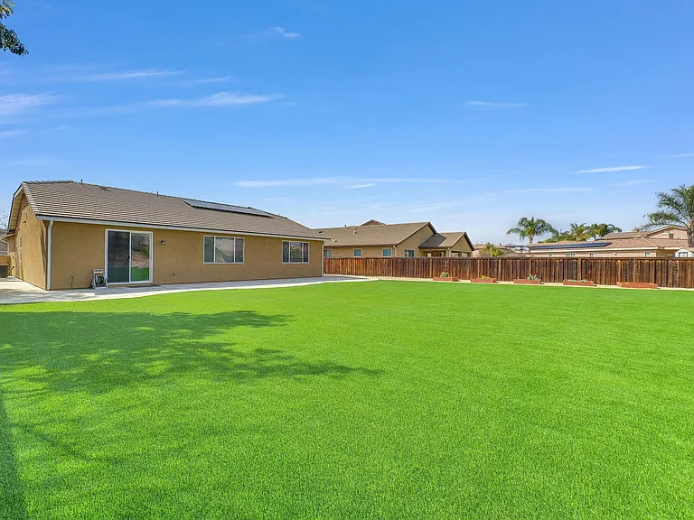 35452 Corte Los Robles — Photo 30