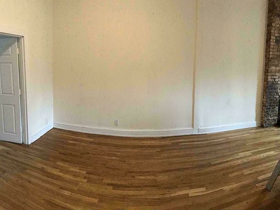 3rd image of 476 Sackett St #1