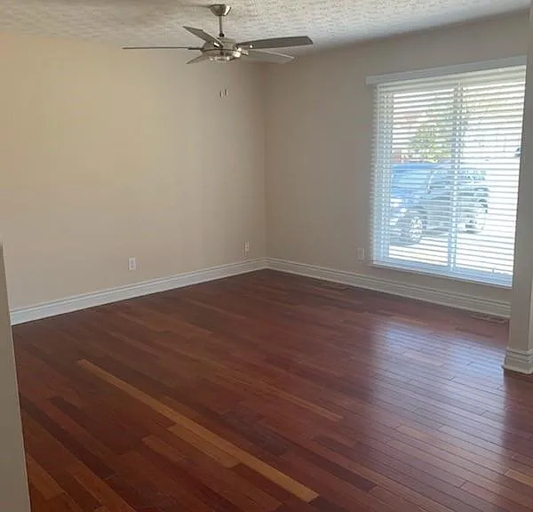 3226 Charter Oak Rd — Photo 3