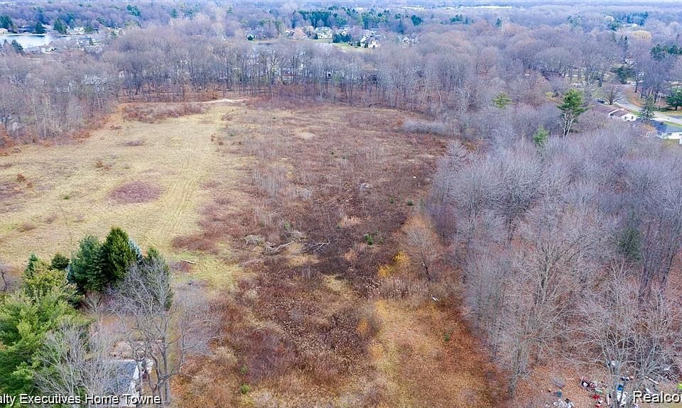 2nd image of 0 Parker Rd