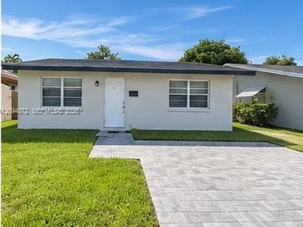 5712 NW 48th Way, Tamarac, FL 33319