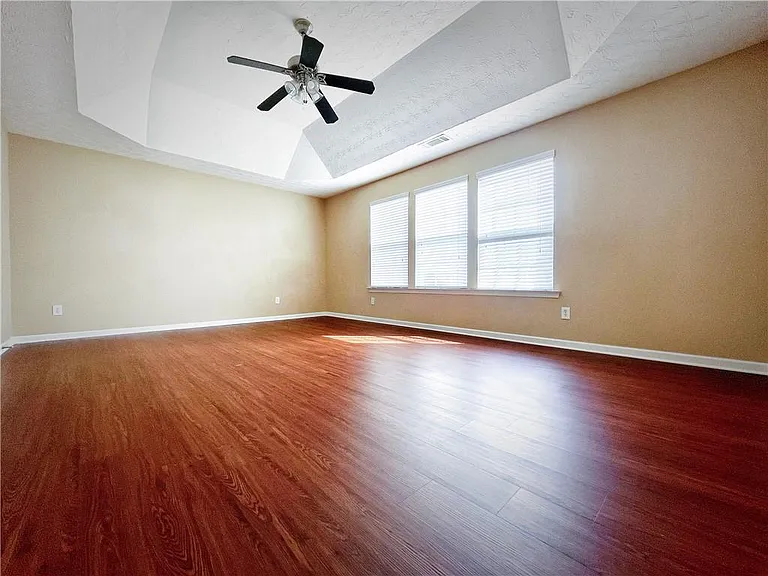 788 Roxholly Ln — Photo 20