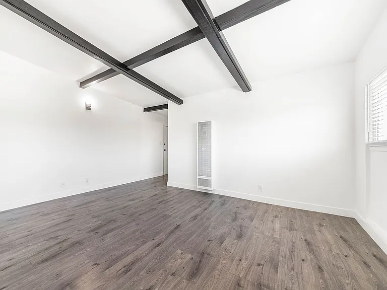4115 Palmwood Dr — Photo 6