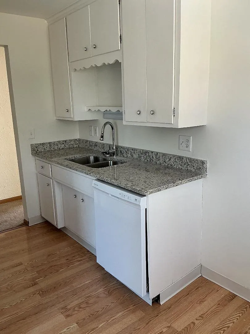 2447 County Road B — Photo 3