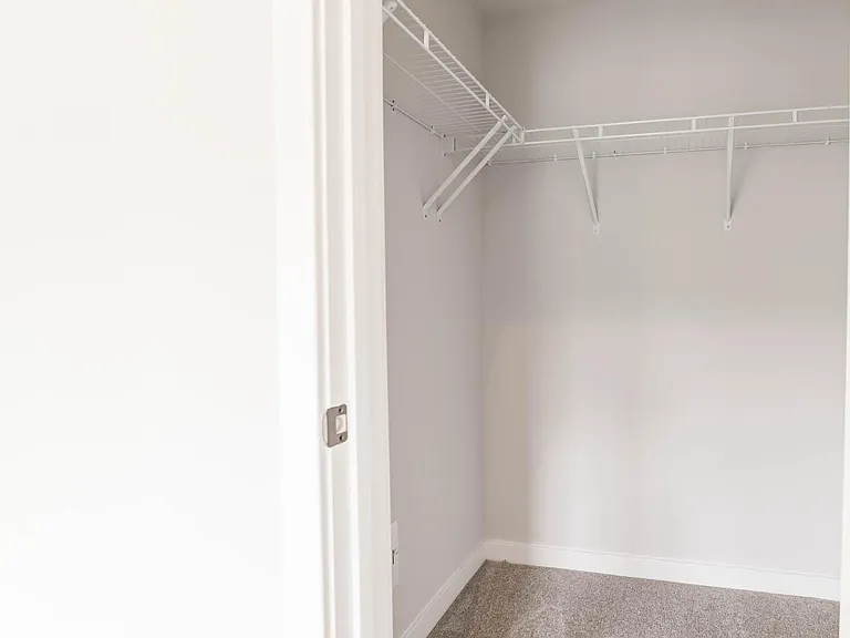 6227 Almerico Pl — Photo 52