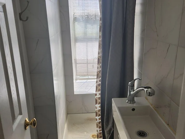 23 S Royal Ave #2A — Photo 4