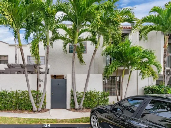4724 SW 67th Ave APT E6, Miami, FL 33155