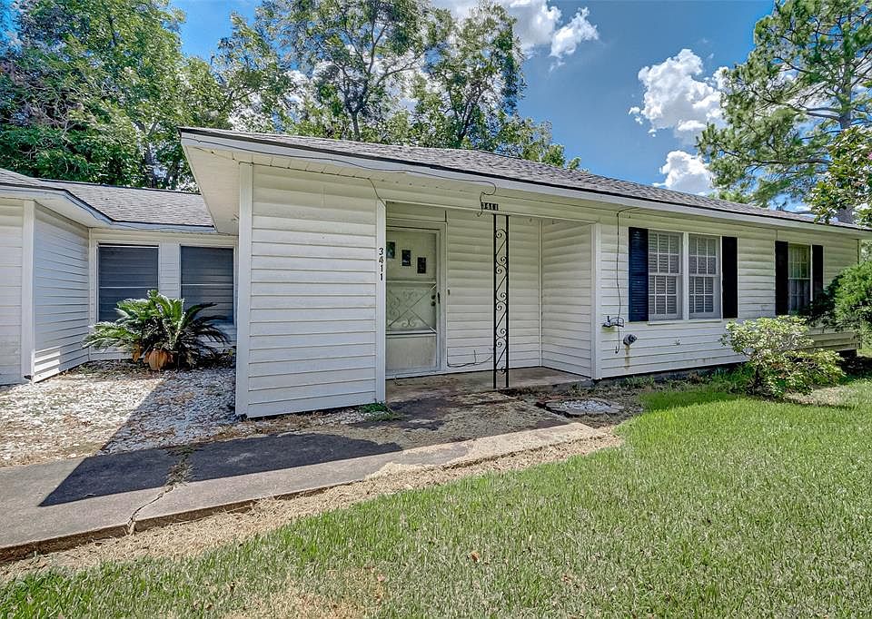 1st image of 3411 Margaret St