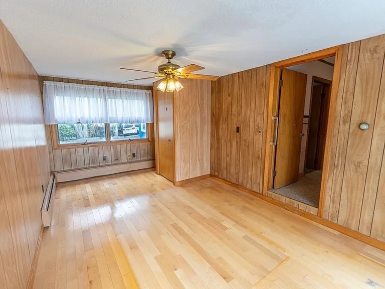 8 Linwood St #1 — Photo 6