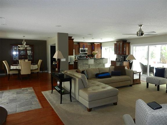 3rd image of 14205 Briarthorn Dr