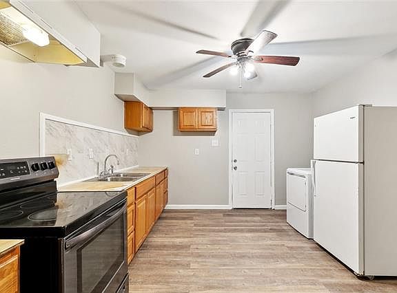 4th image of 1618 Elizardi Blvd