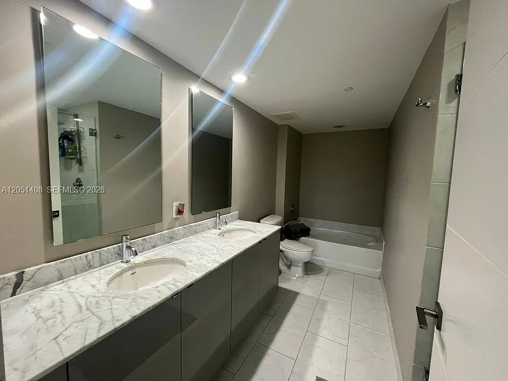 The Plaza 901 Brickell Co — Photo 3