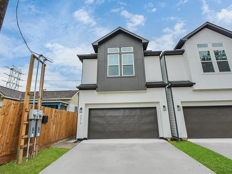 5516 Hardy St — Photo 1